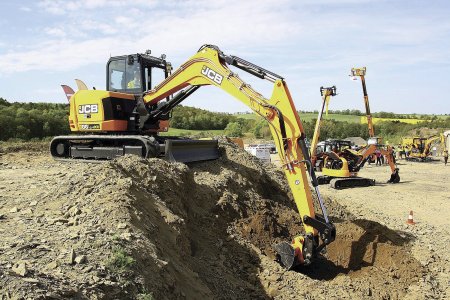 Profibagr se mimo jiné orientuje také na prodej veškerého sortimentu originálních dílů JCB. Ilustační foto. Foto: Milan Jedlička