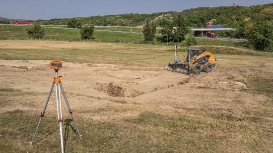 Laser komunikující se senzory na radlici AP Powerblade.