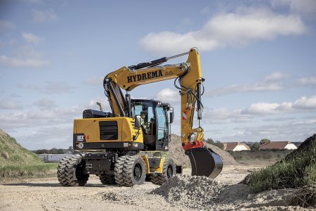 HS1 je dodavatel stavebních strojů prémiové značky Hydrema. Na fotografii zástupce kompaktních „kolovek“ Hydrema MX14. Foto: Hydrema